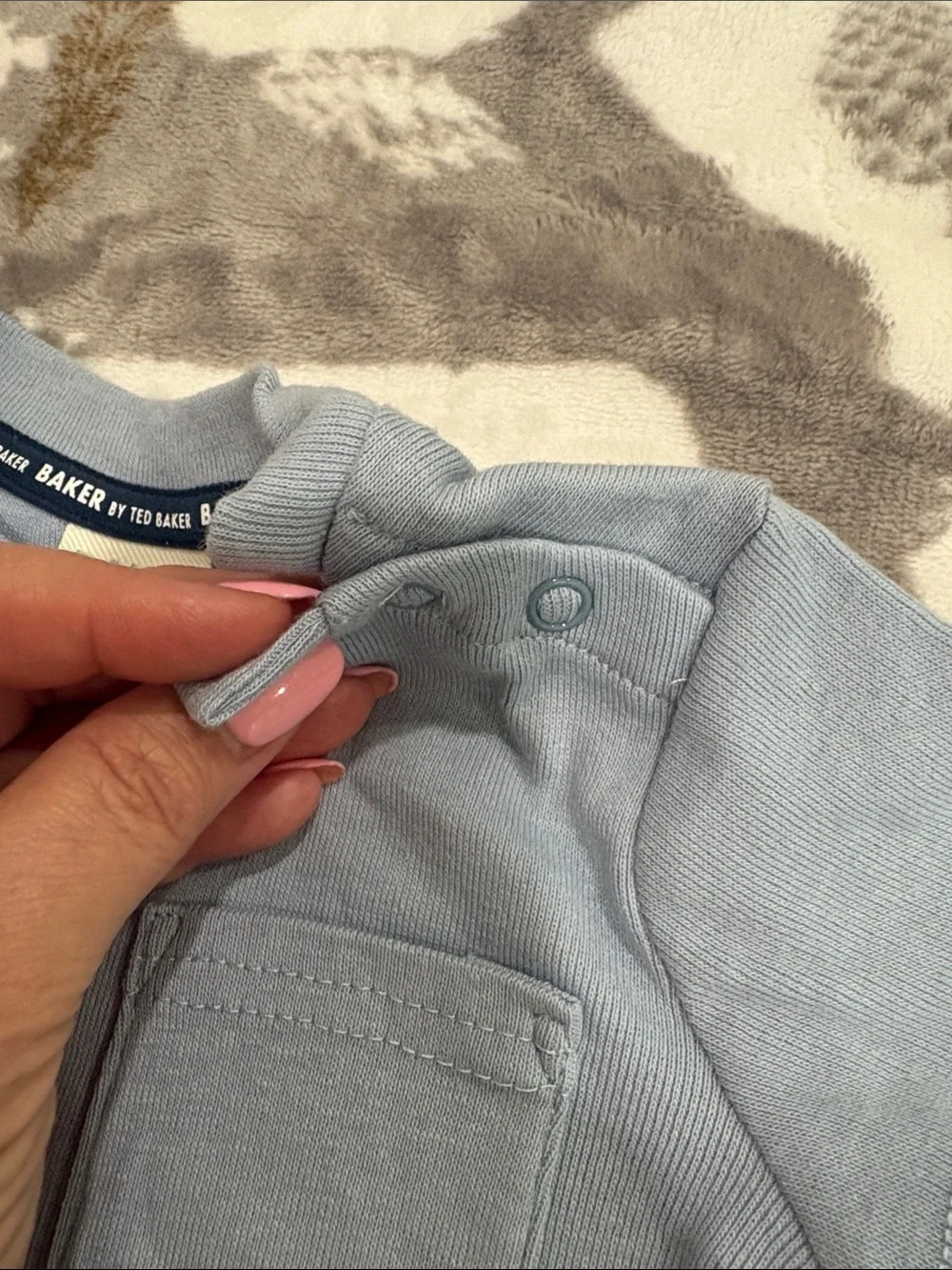 Baker by Ted Baker baby Light Blue Short-Sleeve Pocket T snaps cotton 9-3M NWOT